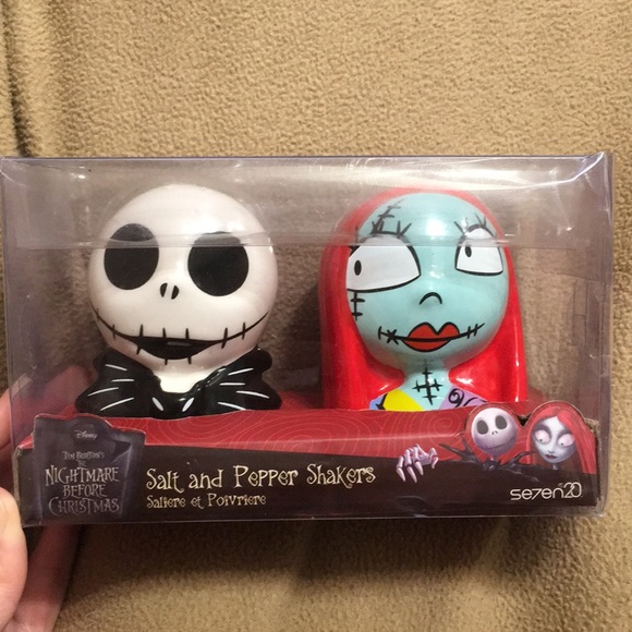 Disney Other - Jack and Sally salt and pepper shakers